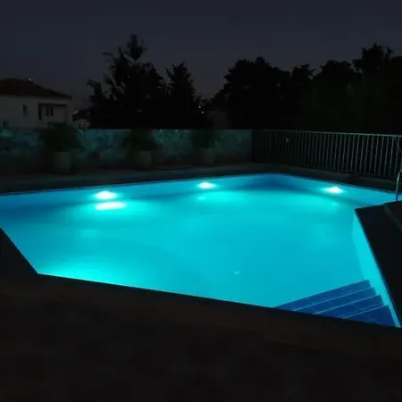 Christinas Summer House With Pool In